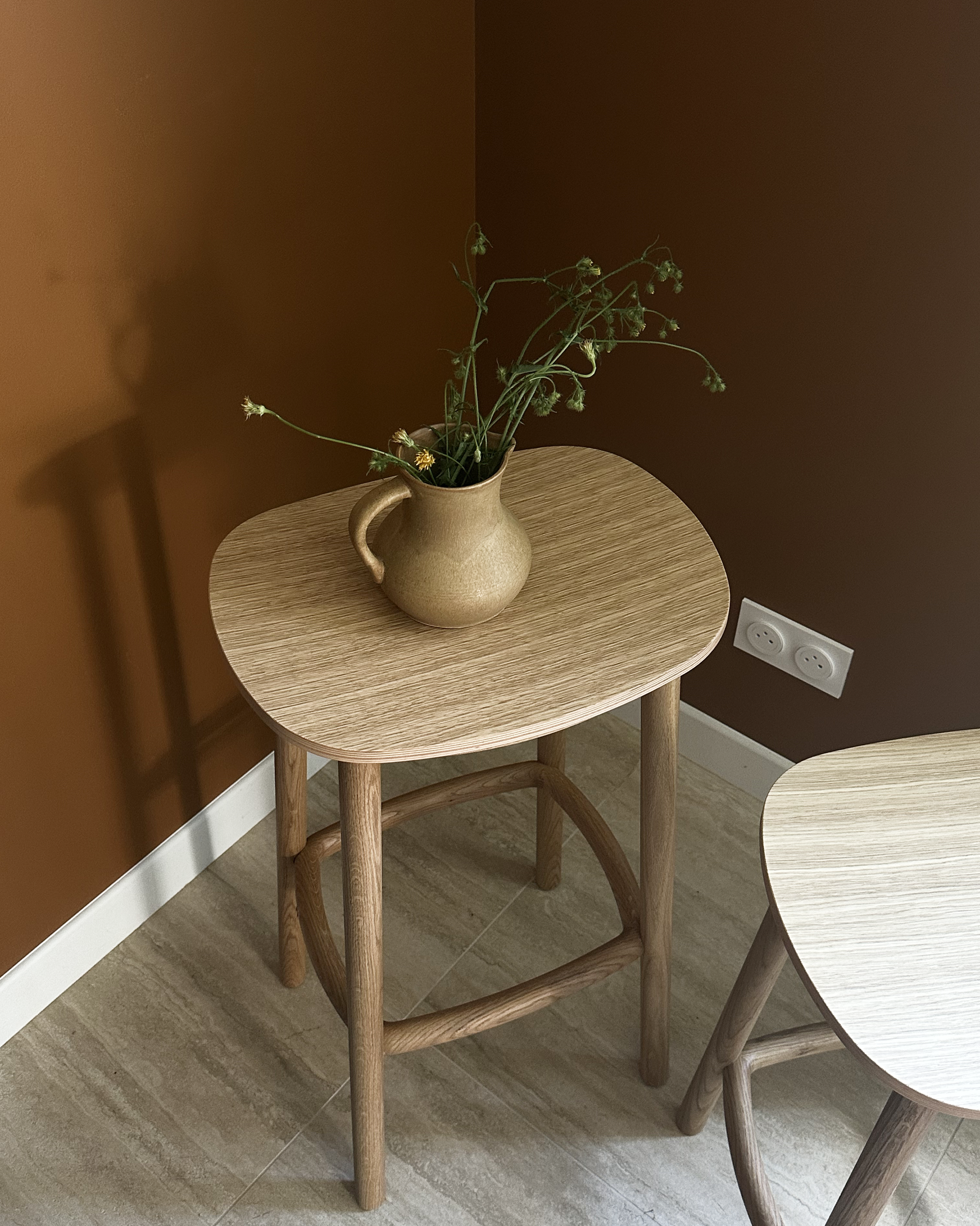 Tabouret haut design en bois PADDLE