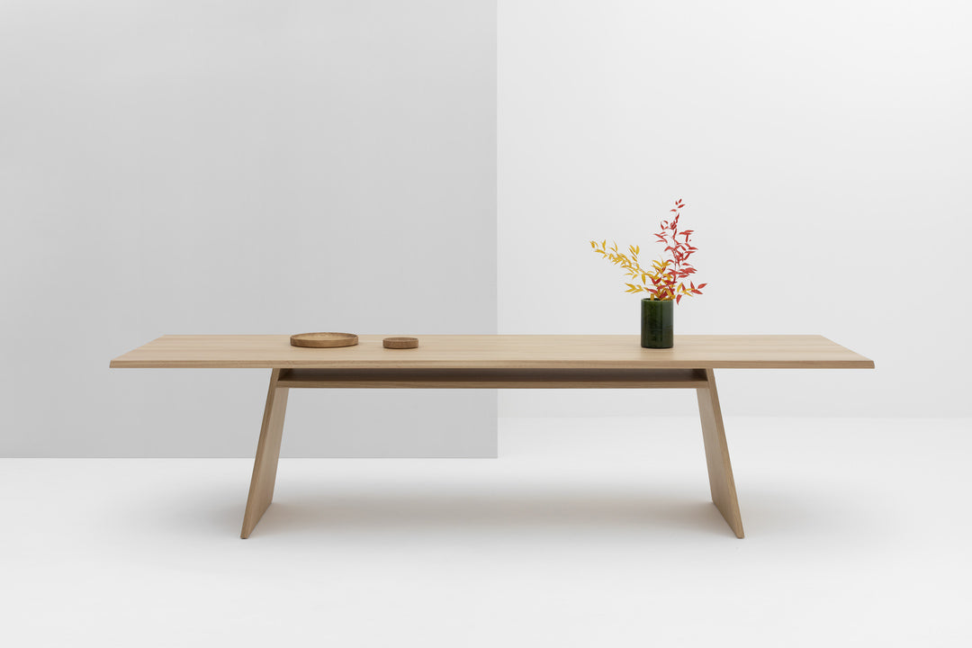 June's Table Large JUNE dining table – Cruso