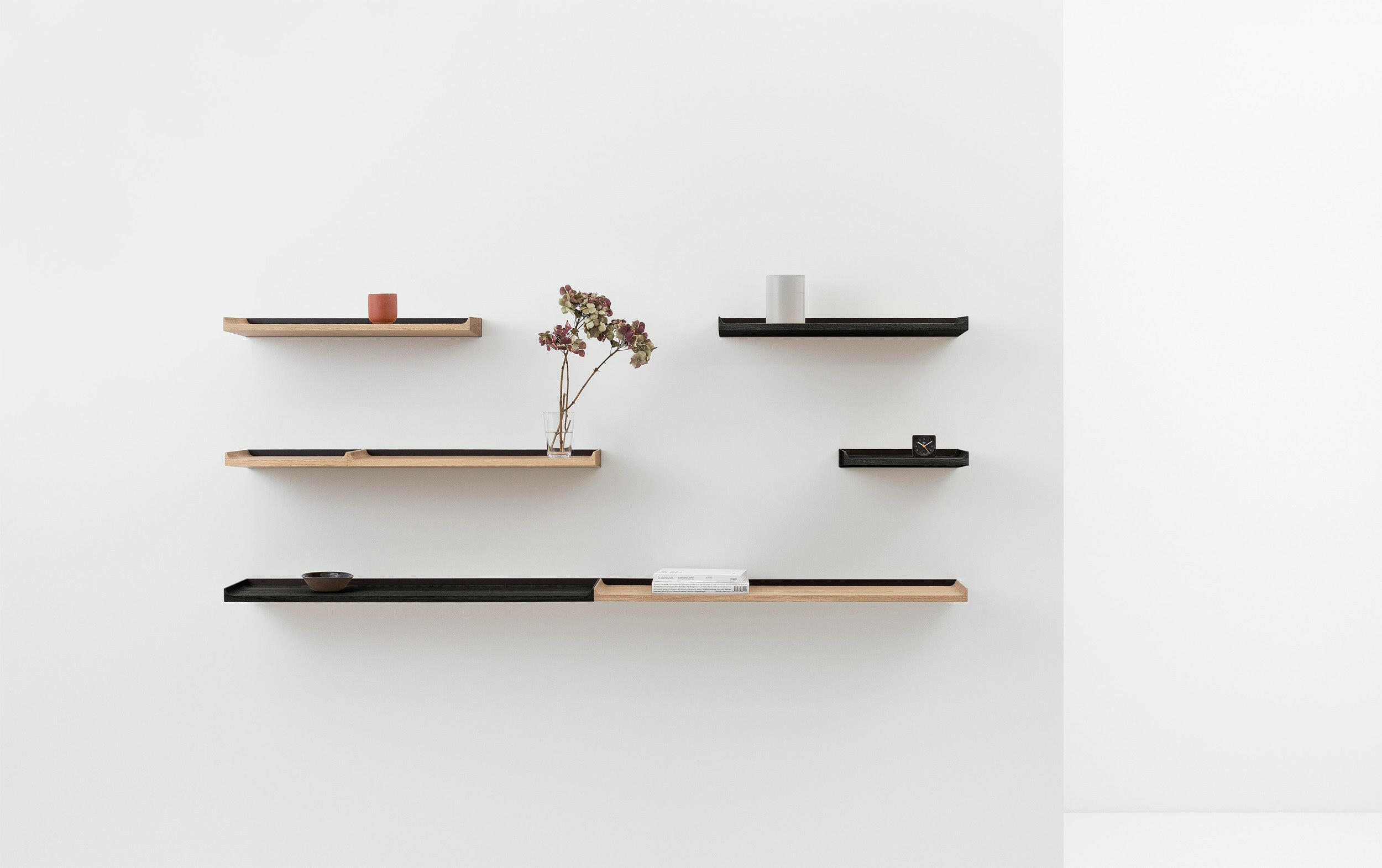 NOTES solid wood wall shelf