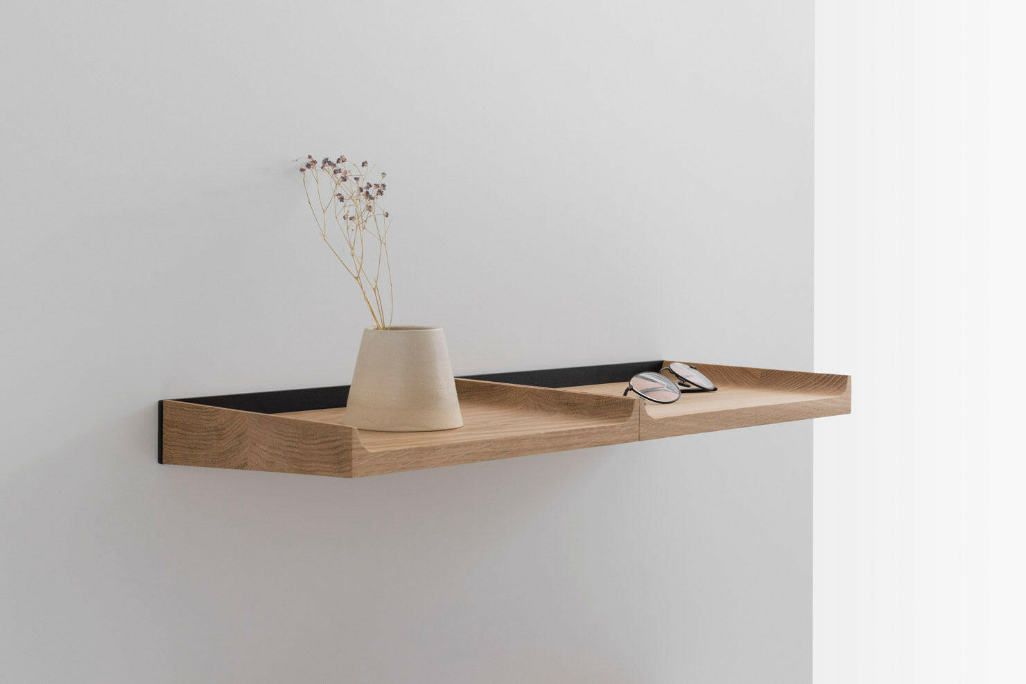 NOTES solid wood wall shelf