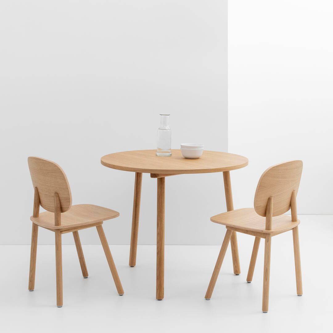 PADDLE round wooden dining table